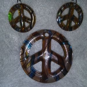 Decorative Glass Pendant and Earrings